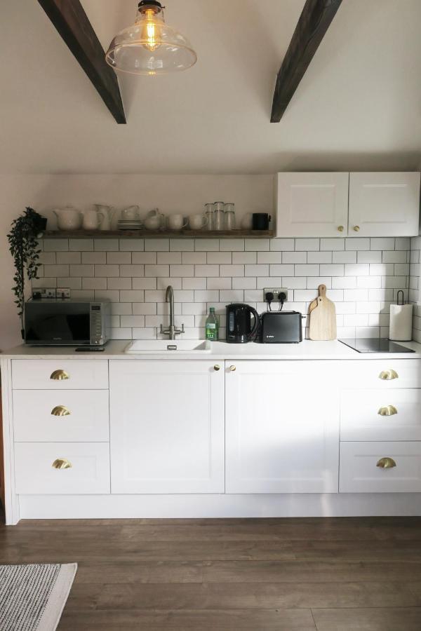Apartment The Annexe - Private, Self-contained With Parking *